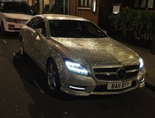 Mercedes CLS incrustat cu diamante