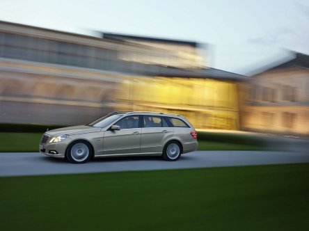 Mercedes dezvaluie noul E-Class Estate Mercedes dezvaluie noul E-Class Estate