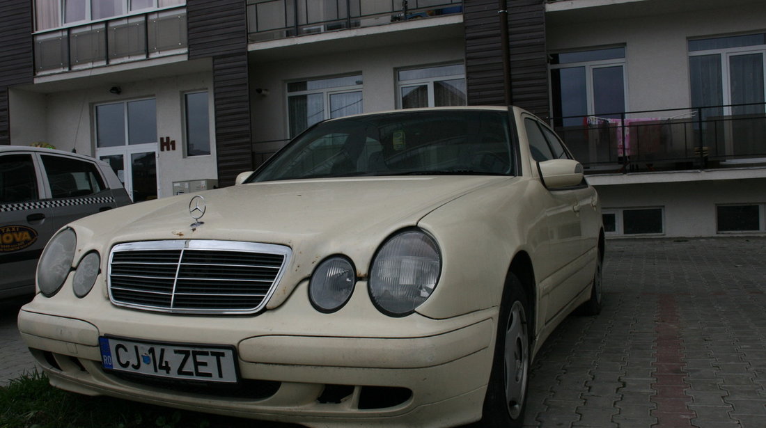 Mercedes E 200 2.0 2000