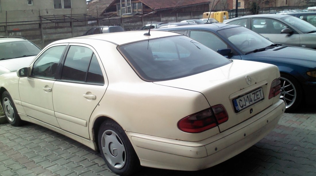 Mercedes E 200 2.0 2000