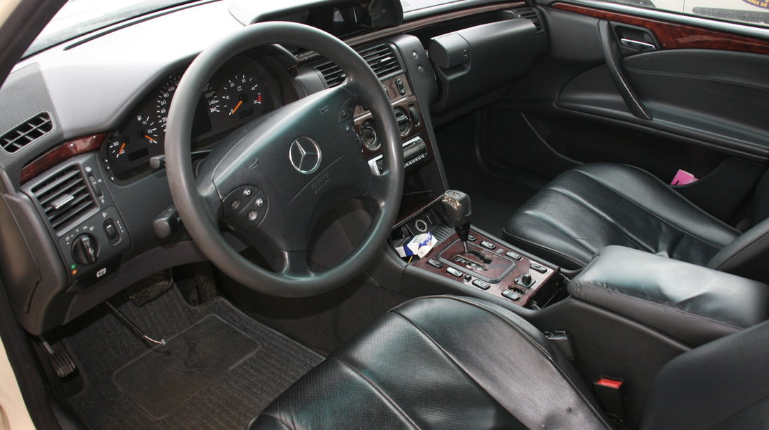 Mercedes E 200 2.0 2000