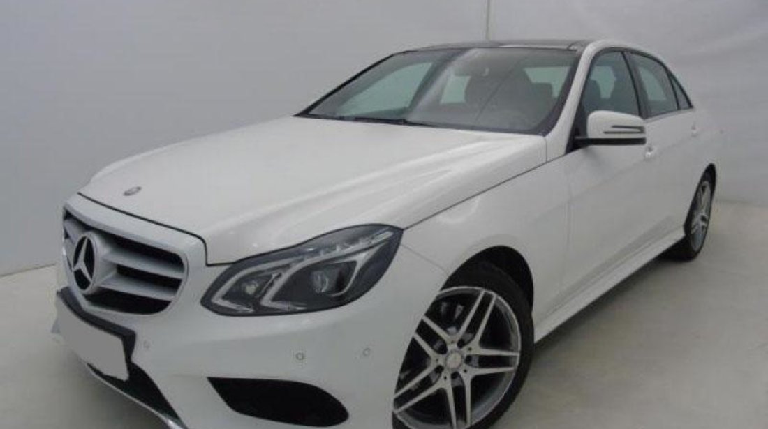 Mercedes E 200 250 CDI 4Matic 7G-TRONIC Start&Stop - 2.143 cc / 204 CP 2013