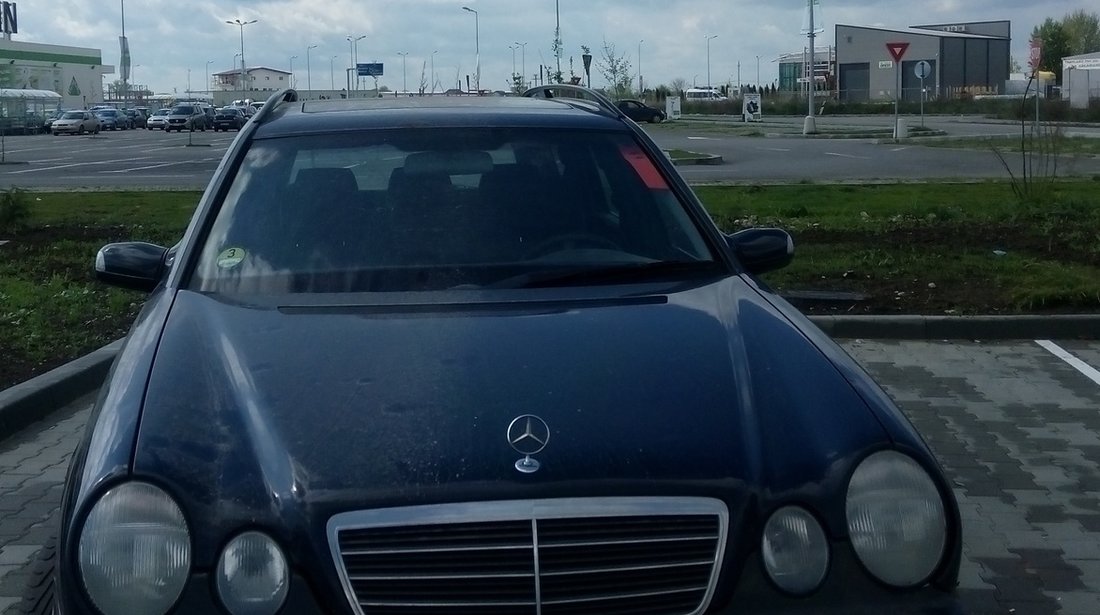 Mercedes E 220 2,2 2002
