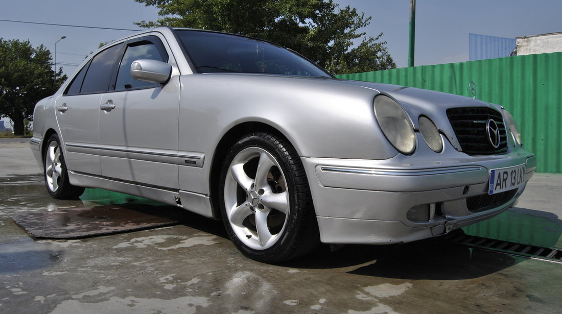 Mercedes E 220 2.2 CDI 2001