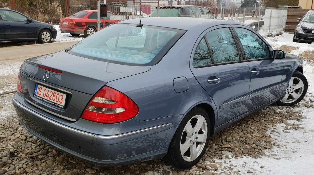 Mercedes E 220 2.2 CDI 2003