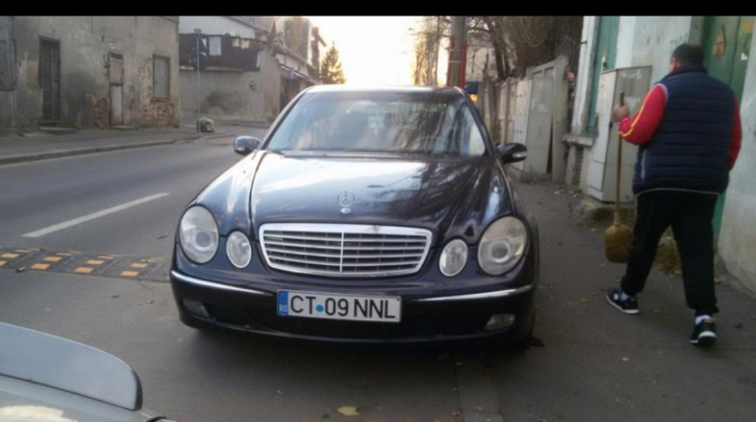 Mercedes E 240 240 Benzina 2003