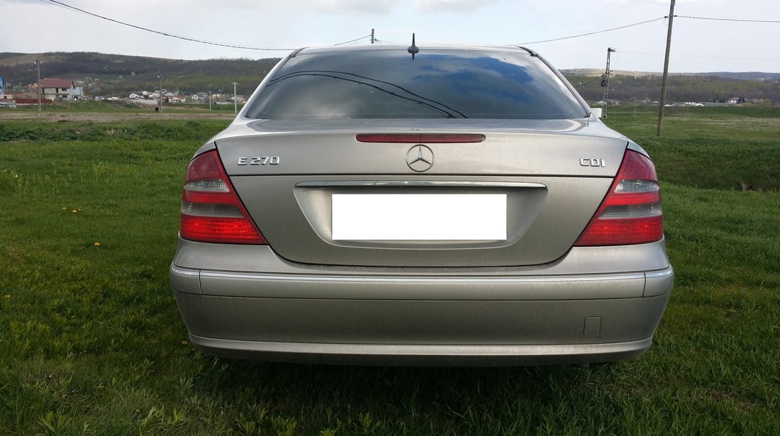 Mercedes E 270 2.7 CDI 2004