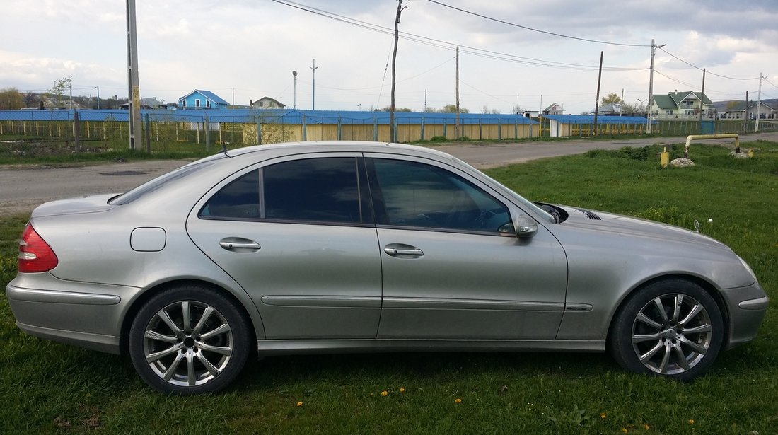 Mercedes E 270 2.7 CDI 2004