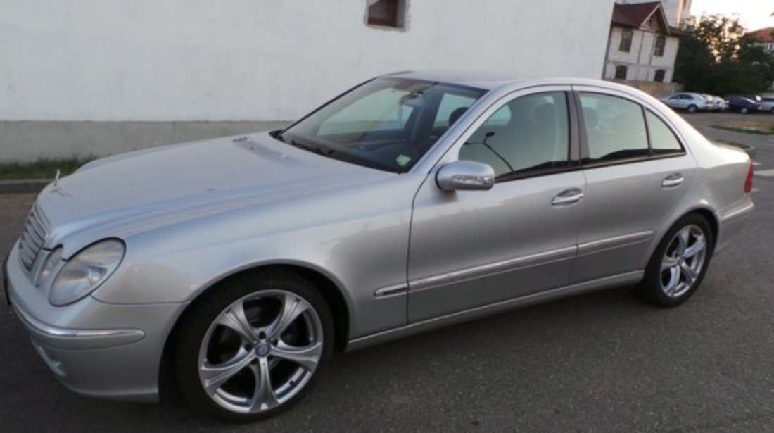 Mercedes E 270 CDI Elegance Automat 2005