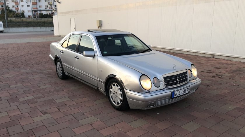 Mercedes E 280 2.8i 2000