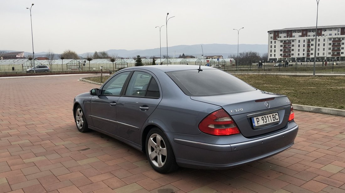 Mercedes E 320 3.2 CDI 2004