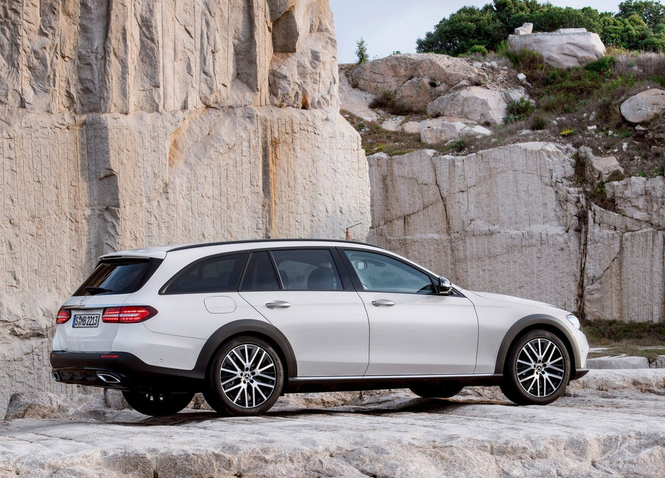 Mercedes E-Class All-Terrain Facelift