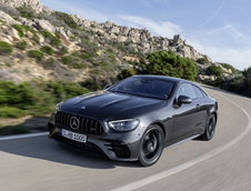 Mercedes E-class Coupe si Cabrio facelift