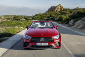 Mercedes E-class Coupe si Cabrio facelift