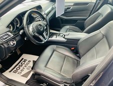 Mercedes E-Class cu 422.000 de kilometri de vanzare