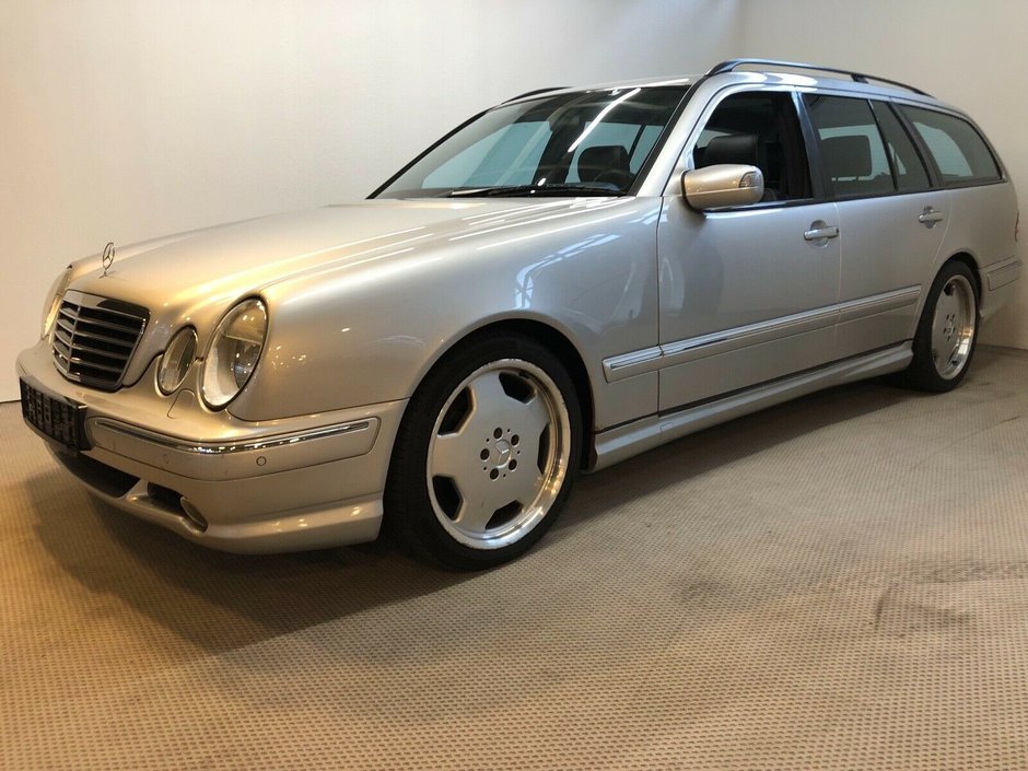 Mercedes E55 AMG 4Matic de vanzare