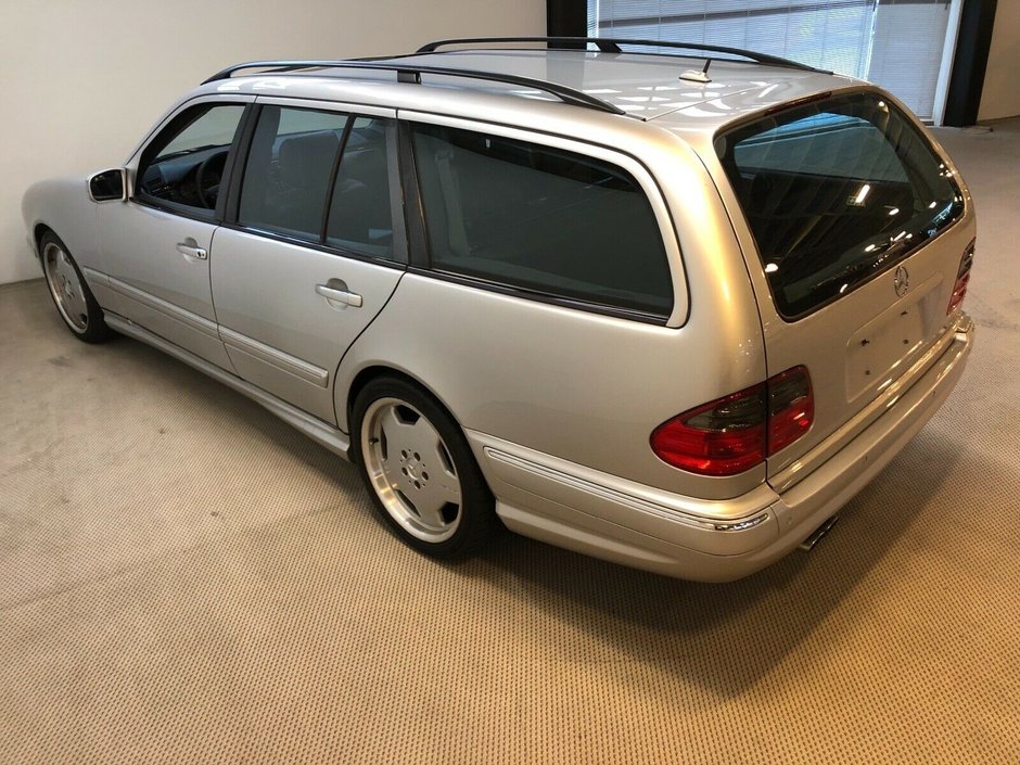 Mercedes E55 AMG 4Matic de vanzare