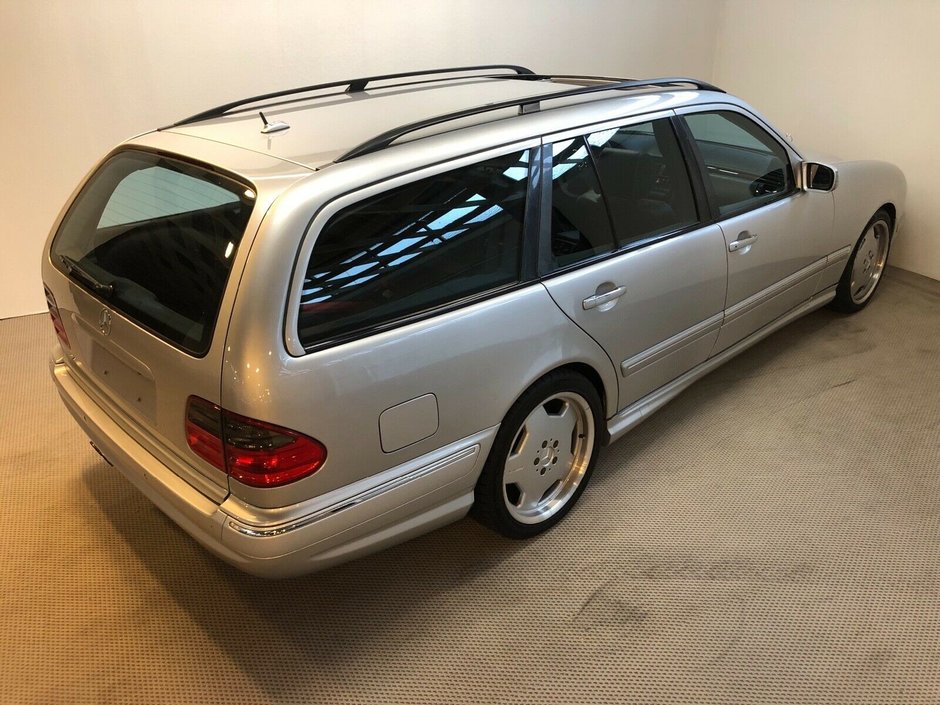 Mercedes E55 AMG 4Matic de vanzare