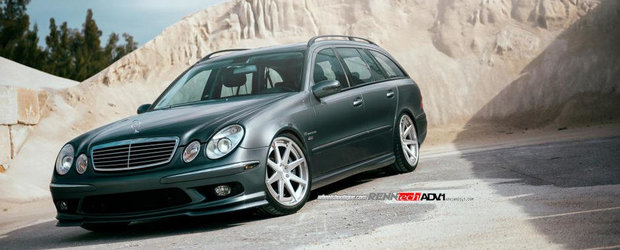 Mercedes E55 AMG by Renntech - Un break numai bun de iubit