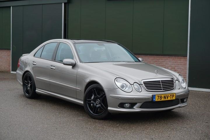 Mercedes E55 AMG din 2004