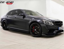 Mercedes E63 AMG de la Revozport