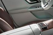 Mercedes EQE SUV