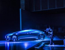 Mercedes F 015 Luxury in Motion