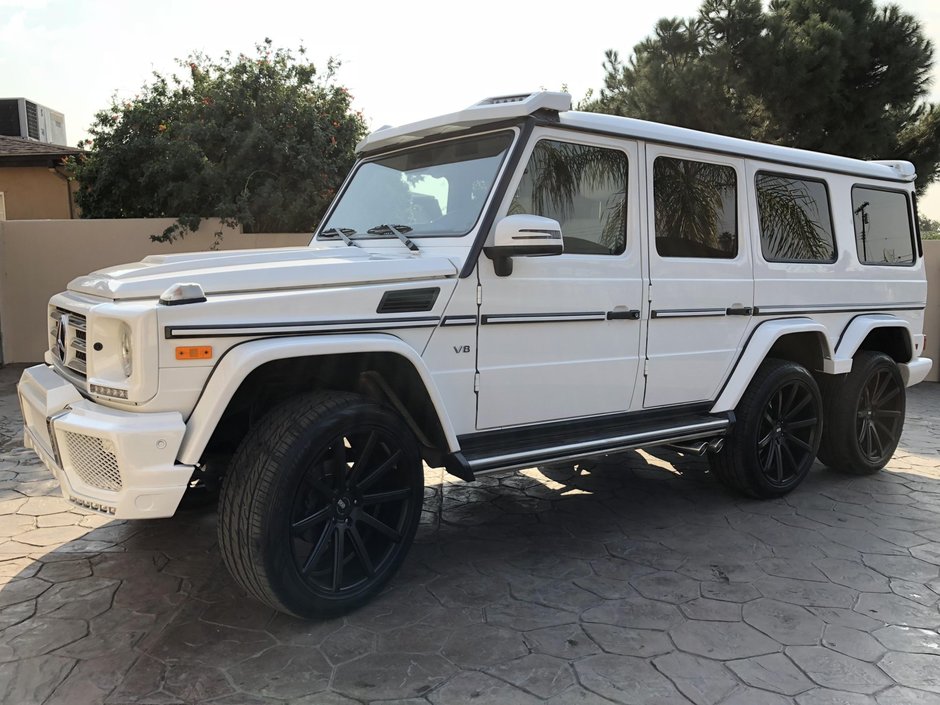 Mercedes G550 cu sase roti