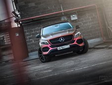 Mercedes GLE Coupe cu vopsea cameleon si jante Vossen