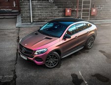 Mercedes GLE Coupe cu vopsea cameleon si jante Vossen