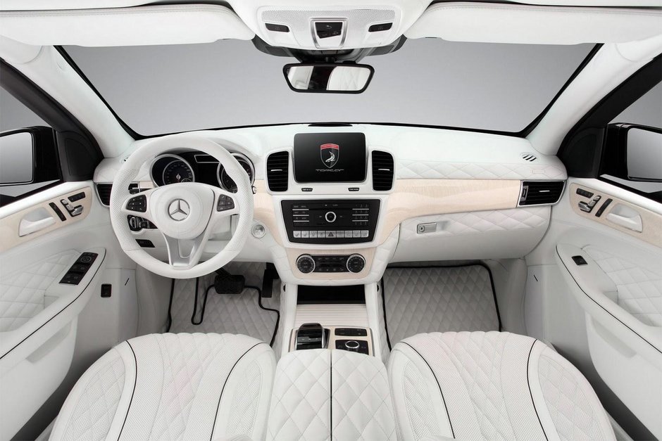 Mercedes GLE cu interior alb