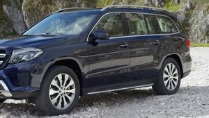 Mercedes GLS 350 d in detaliu