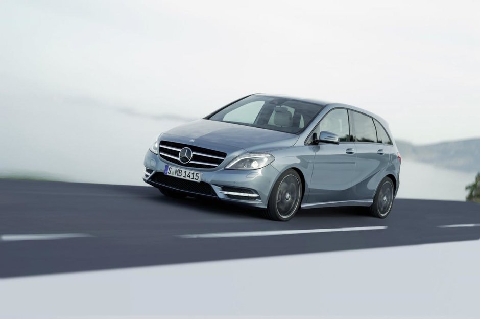 Mercedes lucreaza la un B-Class cu sapte locuri Mercedes lucreaza la un B-Class cu sapte locuri