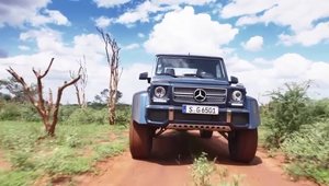 Mercedes-Maybach G650 Landaulet in actiune