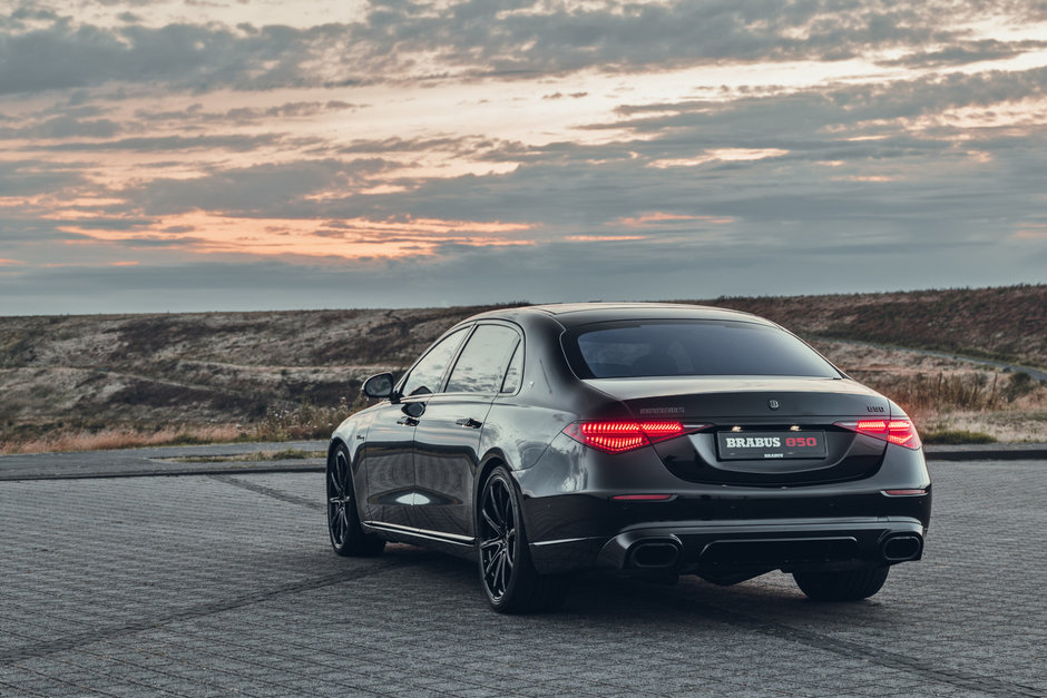Mercedes-Maybach S 680 de la Brabus