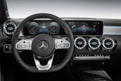 Mercedes MBUX