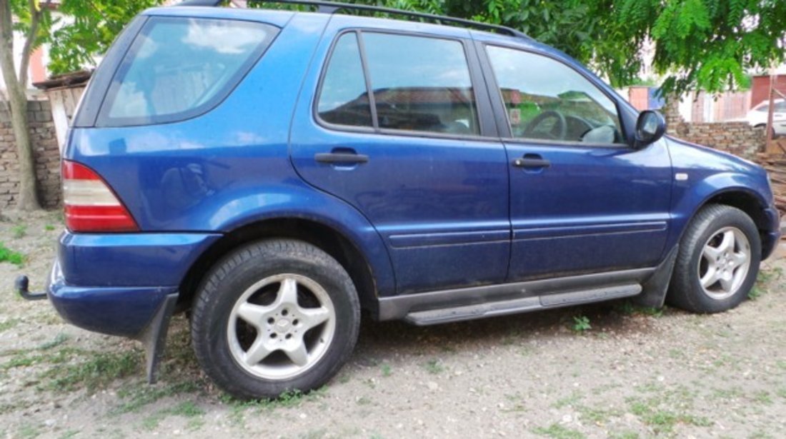 Mercedes ML 270 CDi 4x4 Tiptronic Full 2001