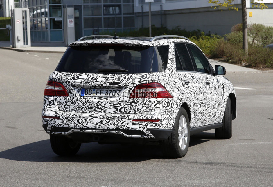 Mercedes ML Facelift - Poze Spion