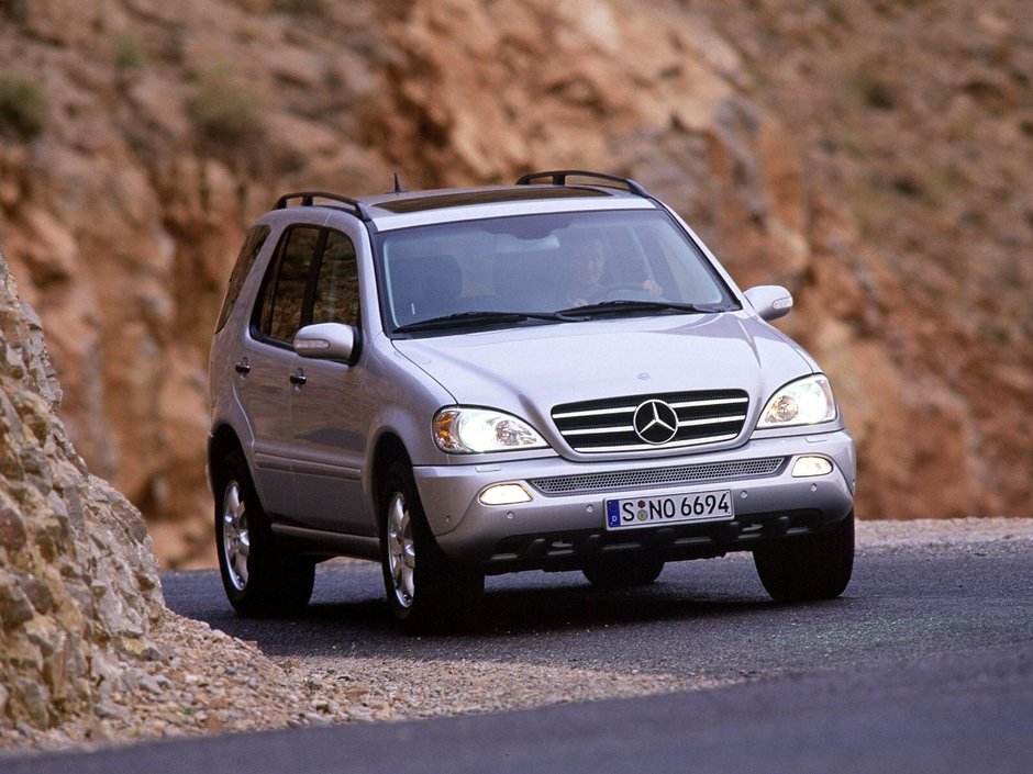 Mercedes ML W163