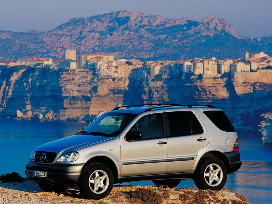 Mercedes ML W163