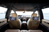 Mercedes R-Class isi arata noua fata