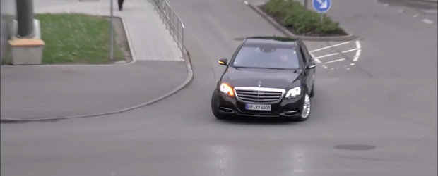 Mercedes S-Class Facelift, surprins in haine de gala. Ce spuneti de noua limuzina?