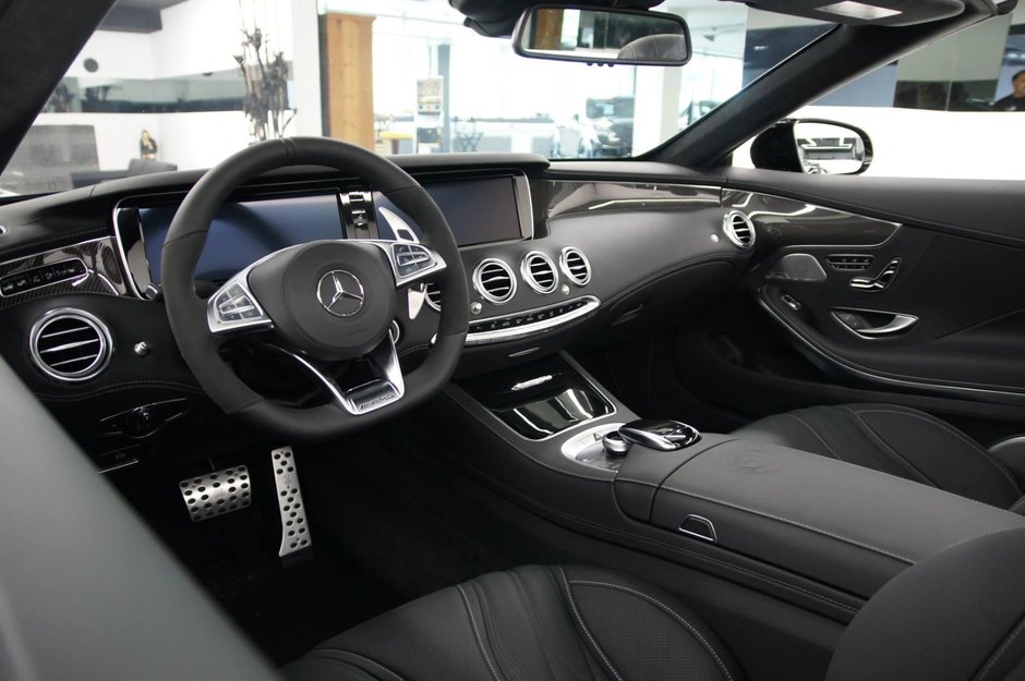 Mercedes S63 Cabrio de la Brabus