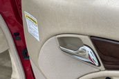 Mercedes SL500 cu 9.118 kilometri la bord