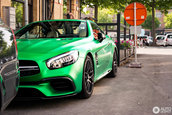 Mercedes SL63 in AMG green hell magno