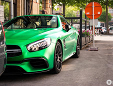 Mercedes SL63 in AMG green hell magno