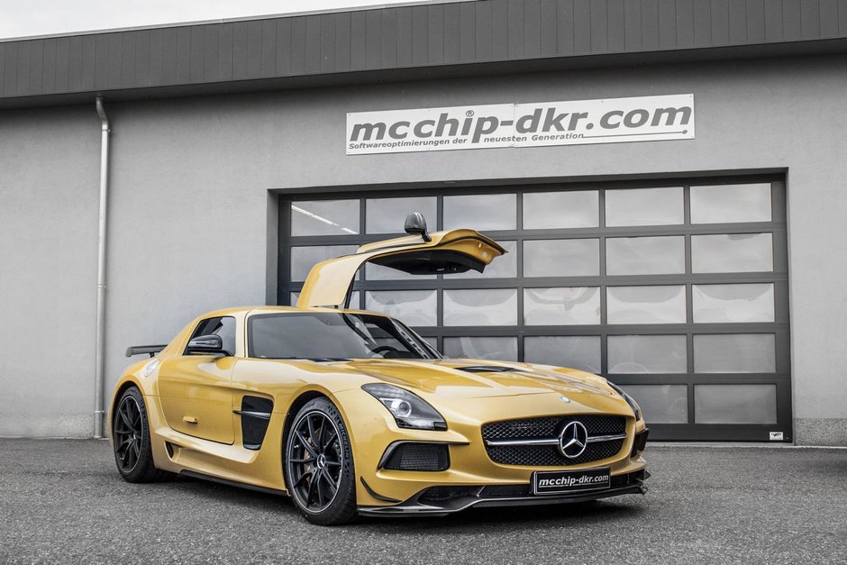 Mercedes SLS AMG Black Series by mcchip-dkr