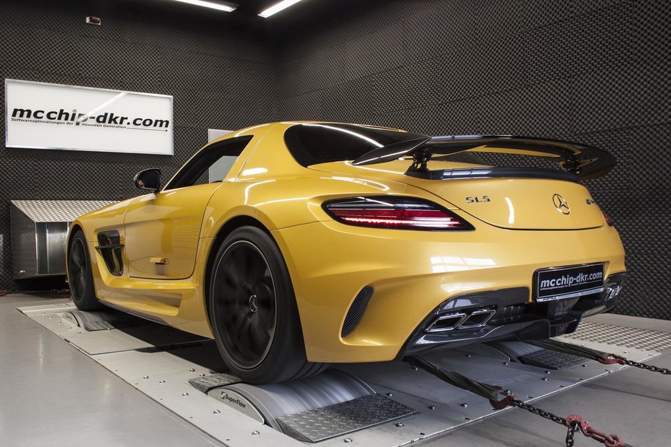 Mercedes SLS AMG Black Series by mcchip-dkr