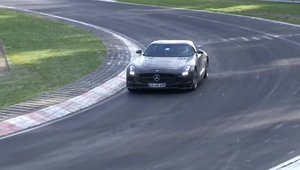 Mercedes SLS AMG Black Series la Nurburgring