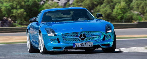 Mercedes SLS AMG Electric Drive face o vizita circuitului Ascari